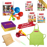 Das Becherküche Familienpaket – Band 1 bis 5 + Zubehör-Set mit Schürze, Messer, Keksdose & Bechern