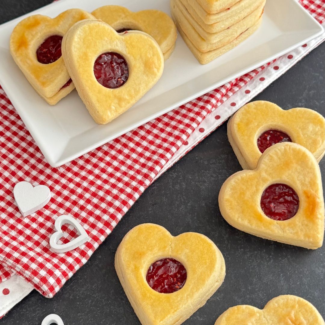 Backkurs für Kinder: Muttertags Herzen, 06. Mai 2026 15:00 - 17:00 Uhr